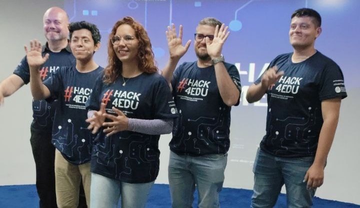 AITEAM participa en Hackathon para mejorar la educación en Venezuela